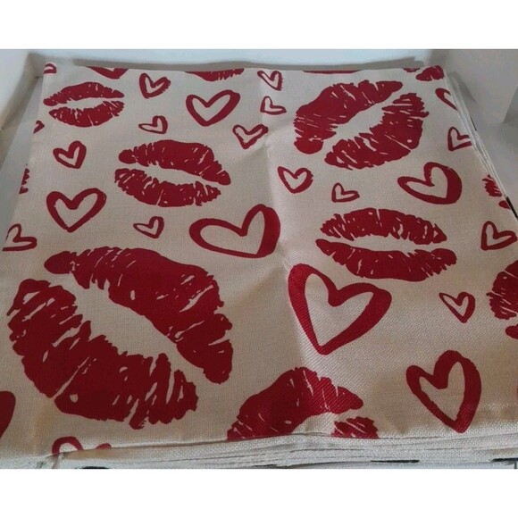 Set Of 4 Valentines Throw pillows Covers 18x18 RED, BLACK, OFF-WHITE COLORS - Picture 4 of 6